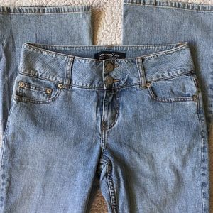 London Jean Victoria Secrets Stretch